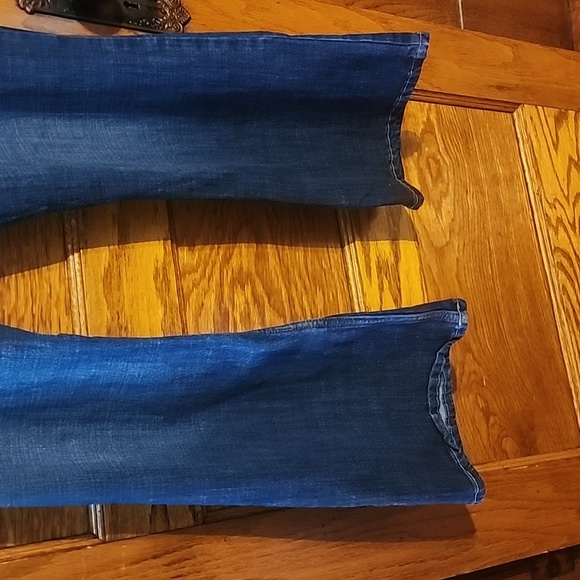 Women's Wrangler jeans - Picture 3 of 6